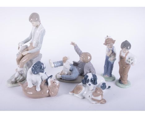 Nao, a collection of six various figures the tallest 21cm.