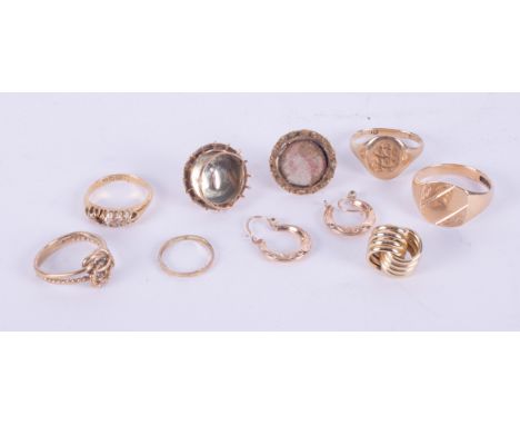 A 9ct gold signet ring, approx. 15.7g, an 18ct gold &amp; diamond ring, lacking stone, approx. 2.8g and gold earrings, etc.