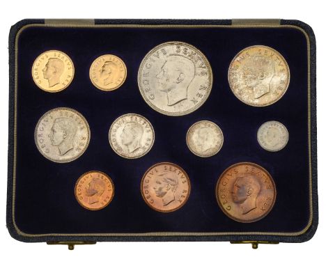 South Africa, George VI, Proof set, 1952, comprising gold Pound and Half-Pound, Crown to Farthing (Hern P26; KM. PS24) [11]. 