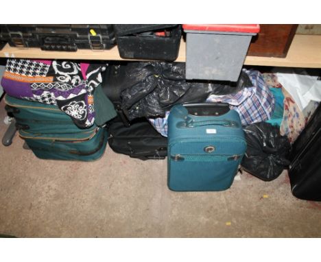 A QUANTITY OF LINEN, CLOTHING AND TEXTILES, ETC 
