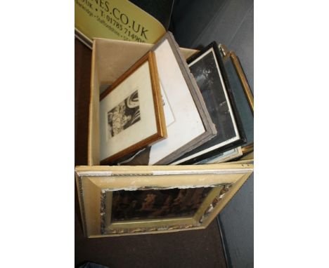 A QUANTITY OF PICTURES AND PRINTS TO INCLUDE A FRAMED PRINT OF ARTISTS IN PARIS, A FRAMED PRINT OF A GENT ENTERTAINING THREE 