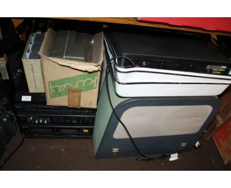 A LARGE QUANTITY OF ASSORTED HOUSEHOLD ELECTRICALS TO INCLUDE A HI-FI, VINTAGE RECORD PLAYER, ETC