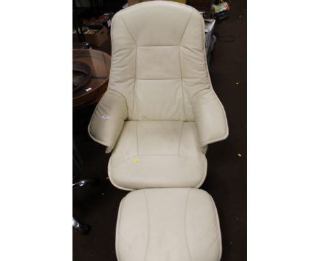 A STRESSLESS STYLE CHAIR WITH MATCHING FOOT STOOL