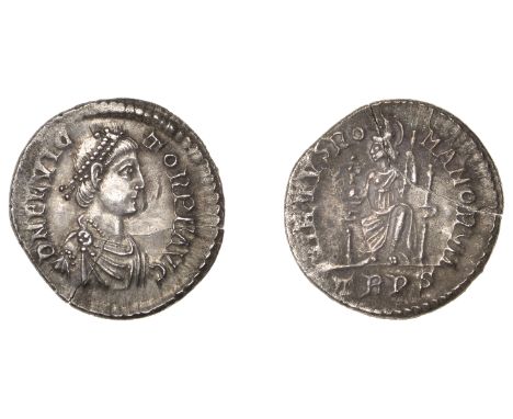 Roman Imperial Coinage, Flavius Victor (387-388), Siliqua, Trier, dn fl vic-tor p f avg, pearl-diademed, draped and cuirassed