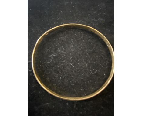 A 18ct gold bangle 12.40g 