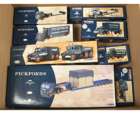 Corgi Classics Group Of "Pickfords" To Include -&nbsp; CC12605 Scammell Crusader, CC10202 ERF Low-Loader Plus others - Condit