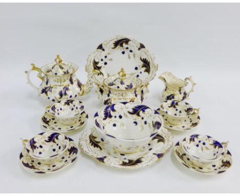 English porcelain Rockingham style part teaset, comprising teapot, sucrier, cream jug, slop bowl, two cake plates, four sauce