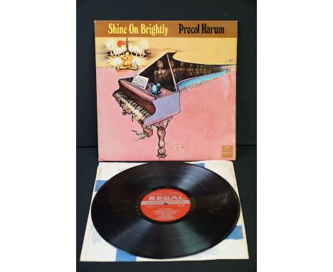 Vinyl - Psych / Prog Rock - Procol Harum - Shine On Brightly. Original UK 1st pressing Stereo copy of their Second Psych albu