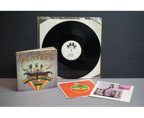 Vinyl - The Beatles Magical Mystery Tour (SMMT-1) has some creasing to sleeve but otherwise Vg+, booklet in tact, vinyl at le