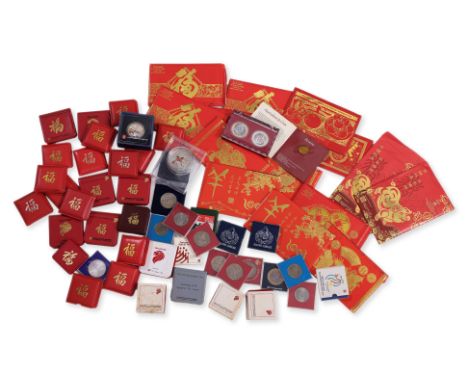 A LARGE GROUP OF MOSTLY SINGAPORE UNC COINS AND SETS
14 x Singapore Hongbao pack UNC sets (assorted years), 26 x $10 coins (a