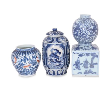 A GROUP OF THREE BLUE AND WHITE WARES
20th century, an ovoid jar and cover with pine tree and lotus decoration, a squat jar w