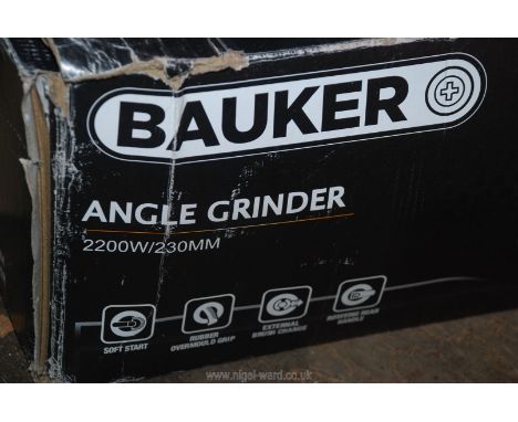 Bauker 9'' angle grinder, (working at time of lotting).