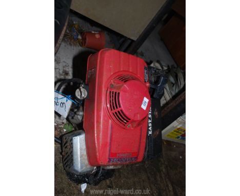 Honda HR216 Easystart lawn mower engine (for spares or repair).