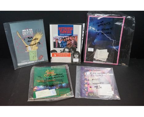 Music Memorabilia - Group of circa 1980s/90 gig programmes, tickets, badges and collectables to include Hothouse Flowers (sig