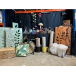 1 PALLET OF SUMMER GARDEN LIGHTS, SOLAR, PLANTERS, FEATURES,OUTDOOR, LANTERNS, RUGS & MUCH MORE!