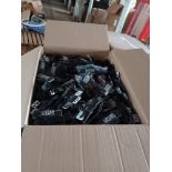 900 MIXED BRAND NEW SUNGLASSES MALE AND FEMALE (3 BOXES OF 300)
