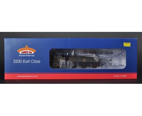 An original Bachmann made ' Branch Line ' 00 gauge model railway trainset locomotive engine No. 31-085. The&nbsp;Earl 3200 Cl