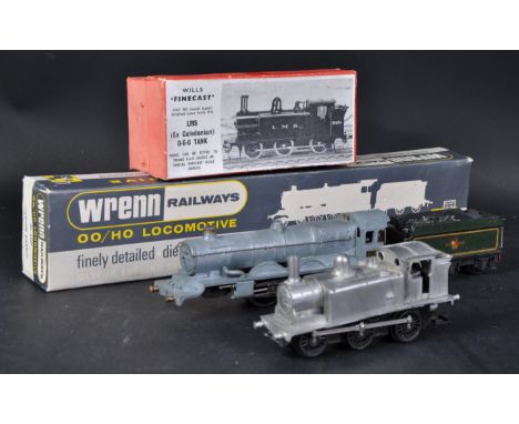 Two 00 gauge model railway white metal trainset locomotive engine kits comprising; Wrenn Railways No. 2221 ' Cardiff Castle '