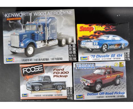 A collection of x4 Revell made plastic model kits comprising; 85-1932 1/25 scale Chevelle SS 454, 85-4321 1/24 scale Datsun O