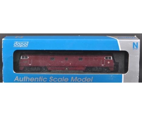 An original Dapol made N gauge model railway trainset locomotive engine No. 2D-003-006 Class 52 British Railways loco in maro