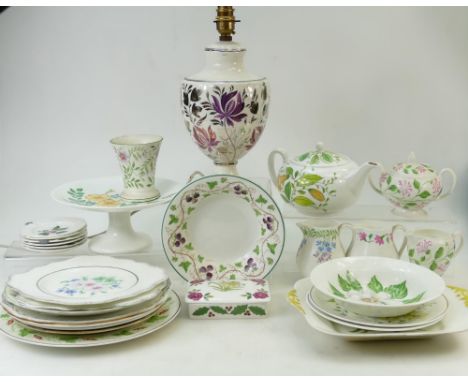 1950's Wedgwood ware with personal inscriptions: Inscriptions to reverse. A large collection of hand decorated Wedgwood ware 