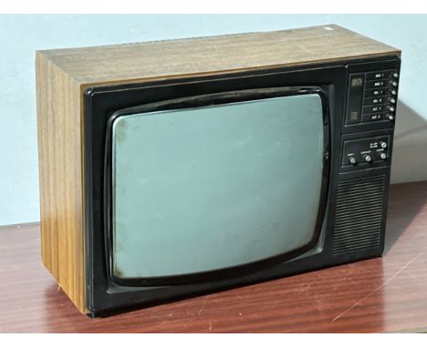 A vintage PYE television. 63x43x44.5cm