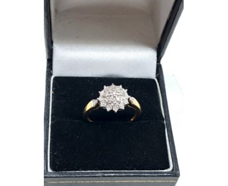 9ct gold diamond ring weight 2.2g 