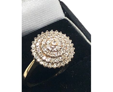 9ct gold diamond cluster ring (3g) 