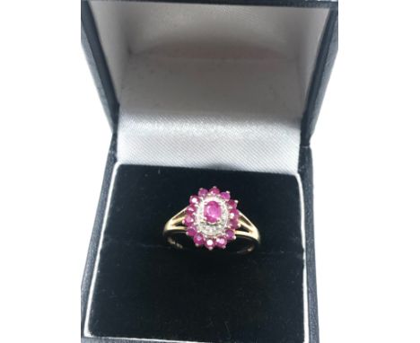 9ct gold vintage ruby &amp; white gemstone halo ring (2g) 