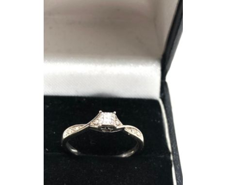 White gold diamond ring weight 1.7g 