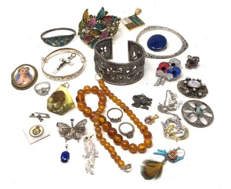 selection of vintage costume jewellery inc rings bracelets pendants  amber necklace etc 