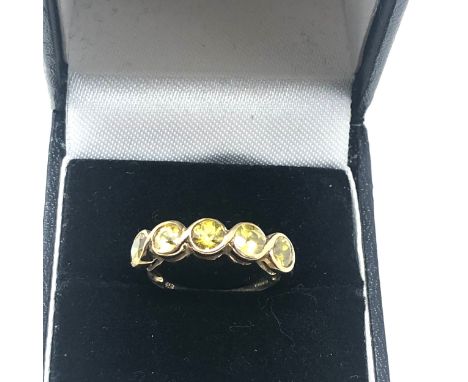 9ct gold vintage sphene flush ring (2.4g) 