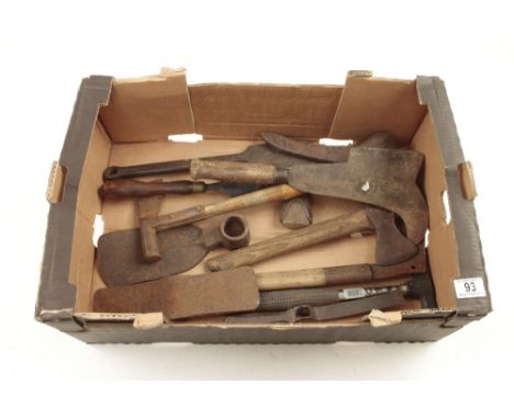 11 various axe heads and hatchet's etc G 