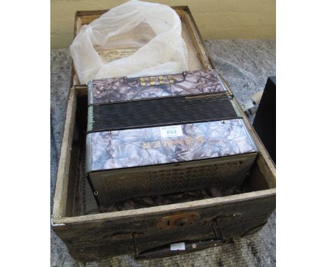 Small Hohner (with mother-of-pearl) accordion in fitted case.(B.P. 24% incl. VAT)