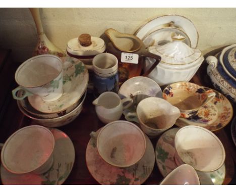 A Tray of Ceramics to Include Art Deco Tea Cups and Saucers, Royal Worcester Decorated Vase (AF) White and Gilt Sugar Bowl Et