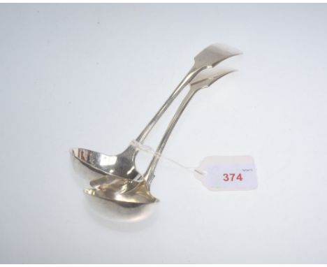 A pair of silver sauce ladles, William Hutton, London 1909 and 1911, fiddle pattern (not engraved). 