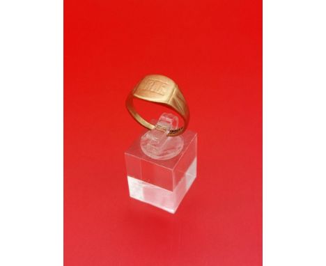 9 ct gold men's ring size U 5.3 grams