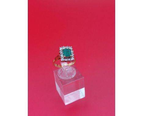 18ct gold ladies ring size L