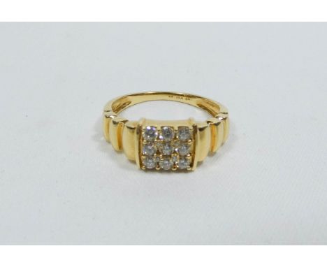 Gents 18ct yellow gold diamond panel ring, set with a square panel of 9 brilliant cut diamonds to the centre, ring size T, we