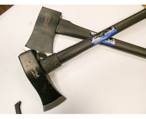 A new 2.7kg log splitting axe and a new 4lb felling axe 
