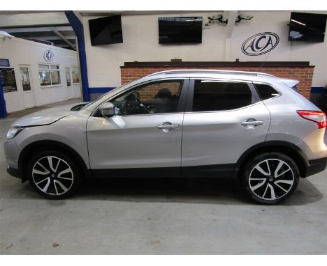 Make &amp; Model: Nissan Qashqai Tekna DCIDate of Reg: VN65 TMVColour: Silvercc: 1461MoT: 18-05-2022Fuel Type: DIESELMileage: