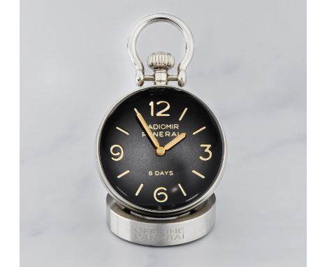 Panerai. Pendulette de bureau en acier remontoir au pendantPanerai. A stainless steel keyless wind desk clock Model: Table Cl