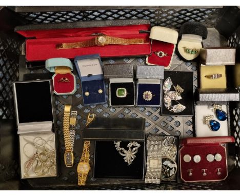 Box of assorted costume jewellery, to include: marquisite brooch, mother of pearl and enamel brooches, dress rings, cufflinks