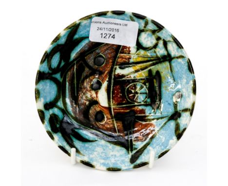 A Newlyn 'Celtic pottery' Artware dish 