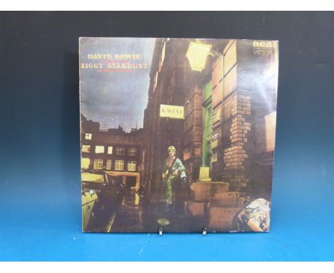 DAVID BOWIE "Ziggy Stardust" - first pressing (1E Matrix Numbers) with lyric inner sleeve, all items in excellent condition.
