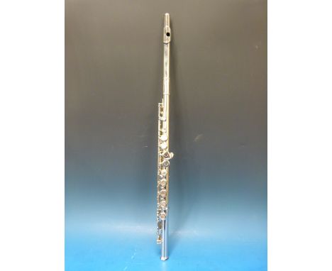 A Rosetti Sapphire (London make) flute in case