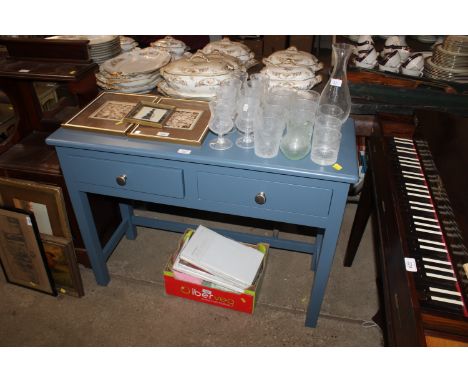 A painted oak console table, approx. 100cm x 40cm x 77cm 