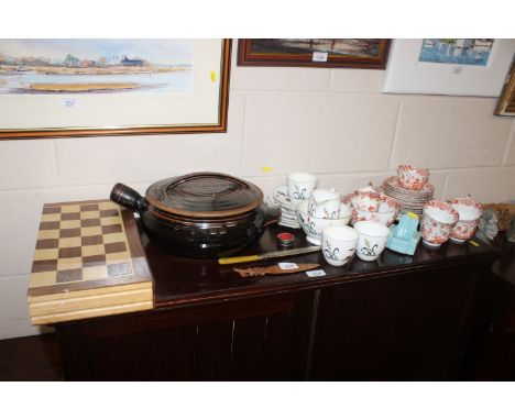 A quantity of W & Sons Oriental decorated tea and dinnerware; Standard china tea and dinnerware; a chess board etc. 