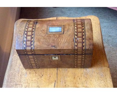 Small 19th c tea caddy with tunbridge ware decoration