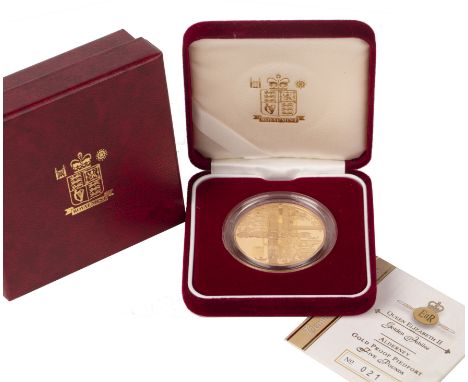  A Queen Elizabeth II golden jubilee 22ct gold proof five pound coin, No 21 of 100 designed by Raphael Maklouf and Marcel Can